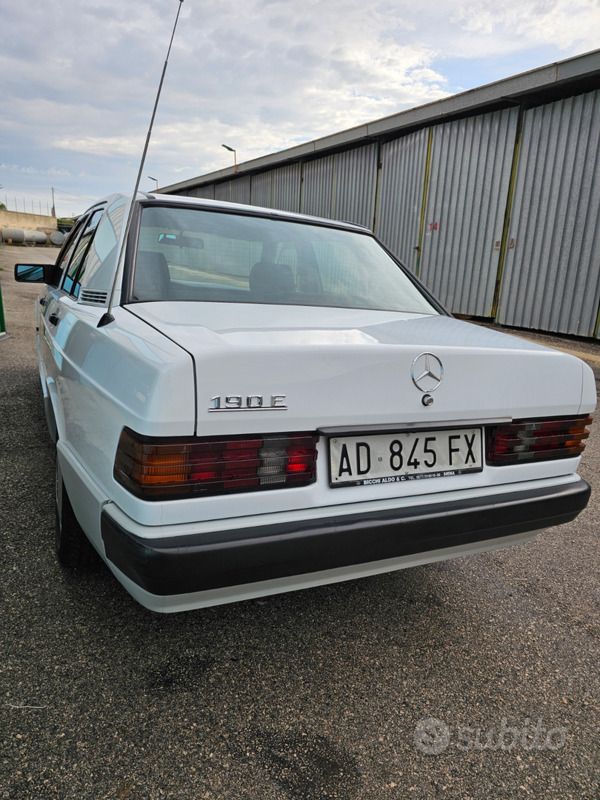 Usata Mercedes 190 109 CV (80 kW) 1993 Berlina