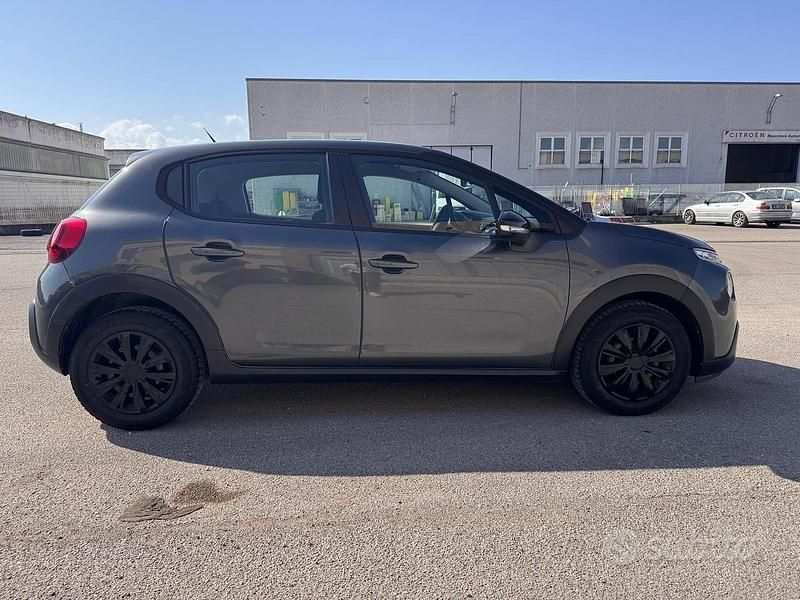 Usata Citroën C3 Shine 102 CV (75 kW) 2017 Grigio Berlina