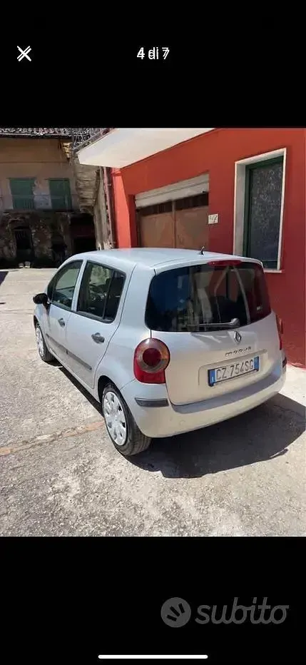 Usata Renault Modus 70 CV (51 kW) 2006 Grigio Monovolume