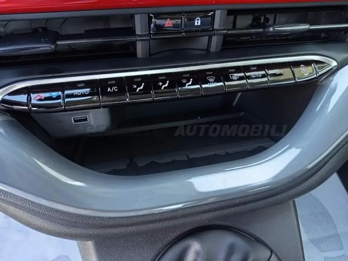 Nuova Fiat 500 65 CV (47 kW) 2026 Rosso Berlina