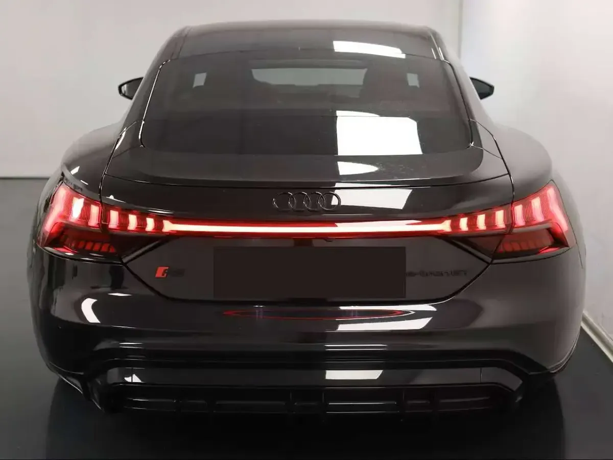 Usata Audi e-tron GT quattro Ambiente 475 kW (646 CV) 2023 Nero Berlina