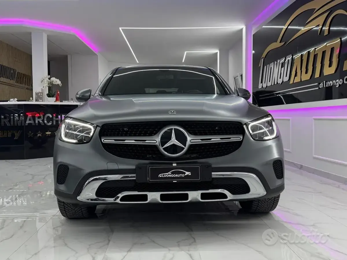 Usata Mercedes GLC220 Premium Plus 194 CV (142 kW) 2019 Marrone SUV