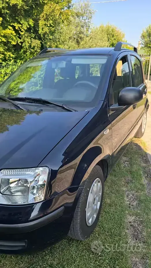 Usata Fiat Panda Active 69 CV (50 kW) 2011 Bluazzurro Utilitaria