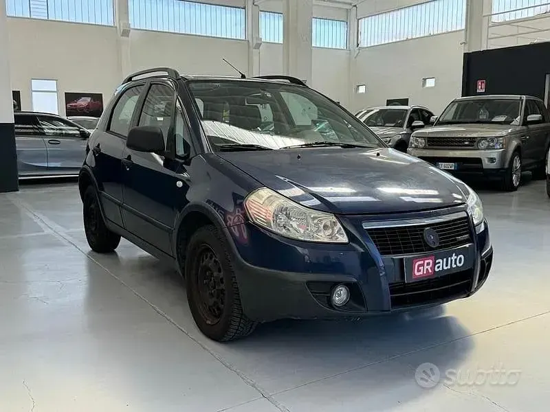 Usata Fiat Sedici 120 CV (88 kW) 2009 Blu/azzurro SUV
