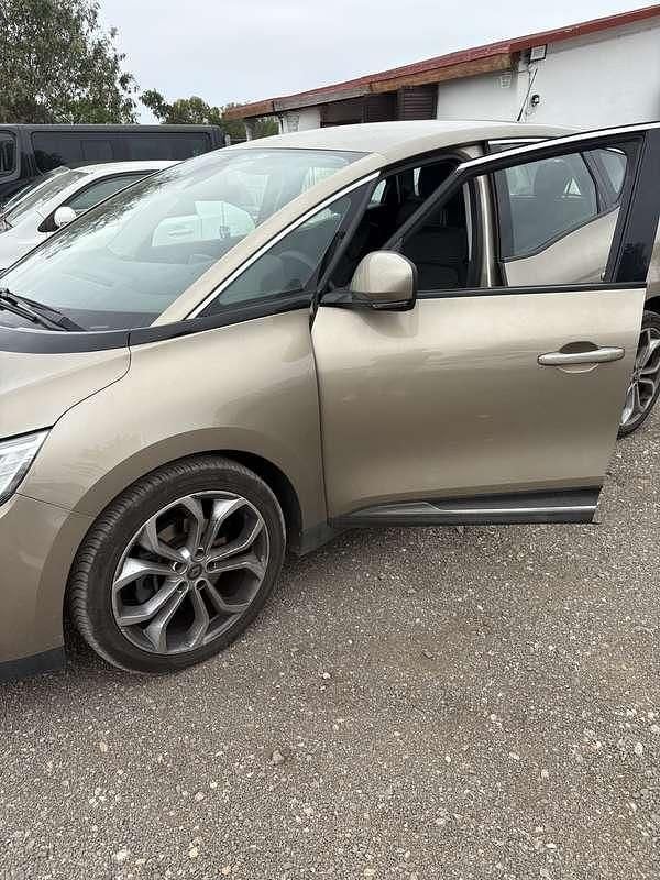 Usata Renault Scénic IV Business 116 CV (85 kW) 2018 Monovolume