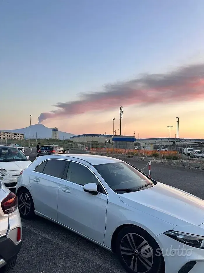 Usata Mercedes A180 Premium 116 CV (85 kW) 2019 Bianco Berlina