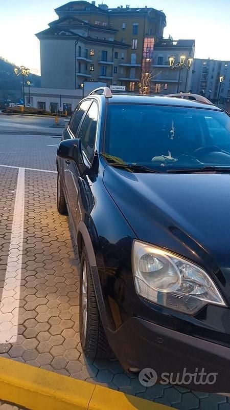 Usata Opel Antara 150 CV (110 kW) 2008 Nero SUV