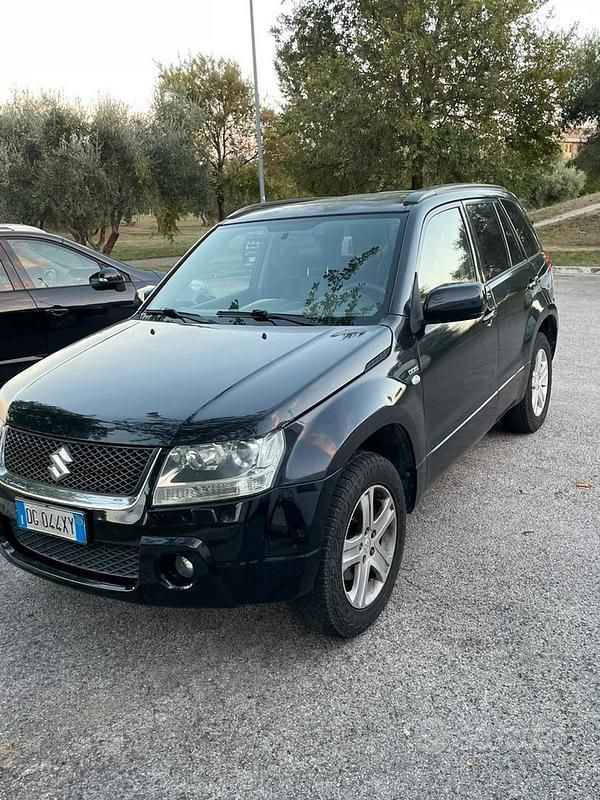Usata 2008 Suzuki Grand Vitara SUV | 3200 € (Ottimo prezzo) - Immagine 1/4
