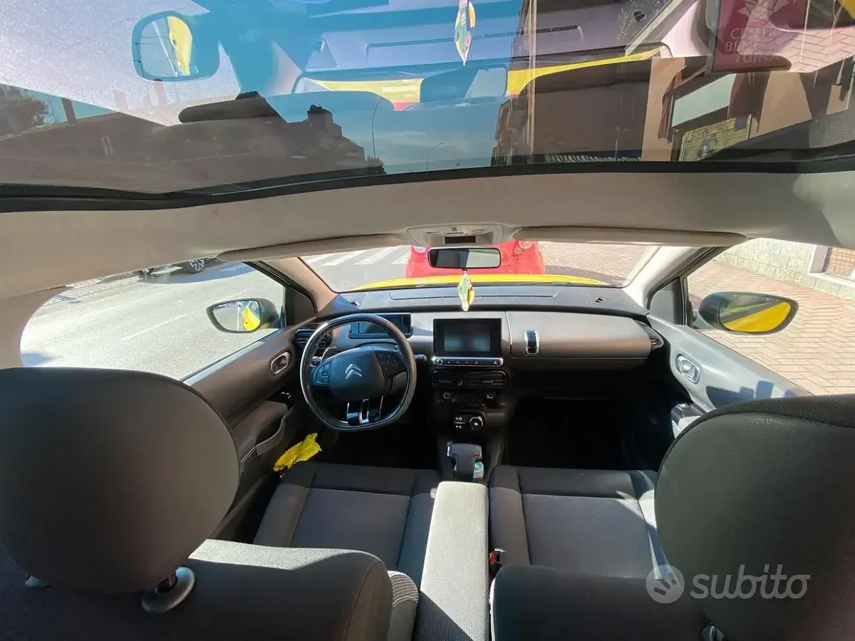 Usata Citroën C4 Cactus 82 CV (60 kW) 2015 Giallo Utilitaria