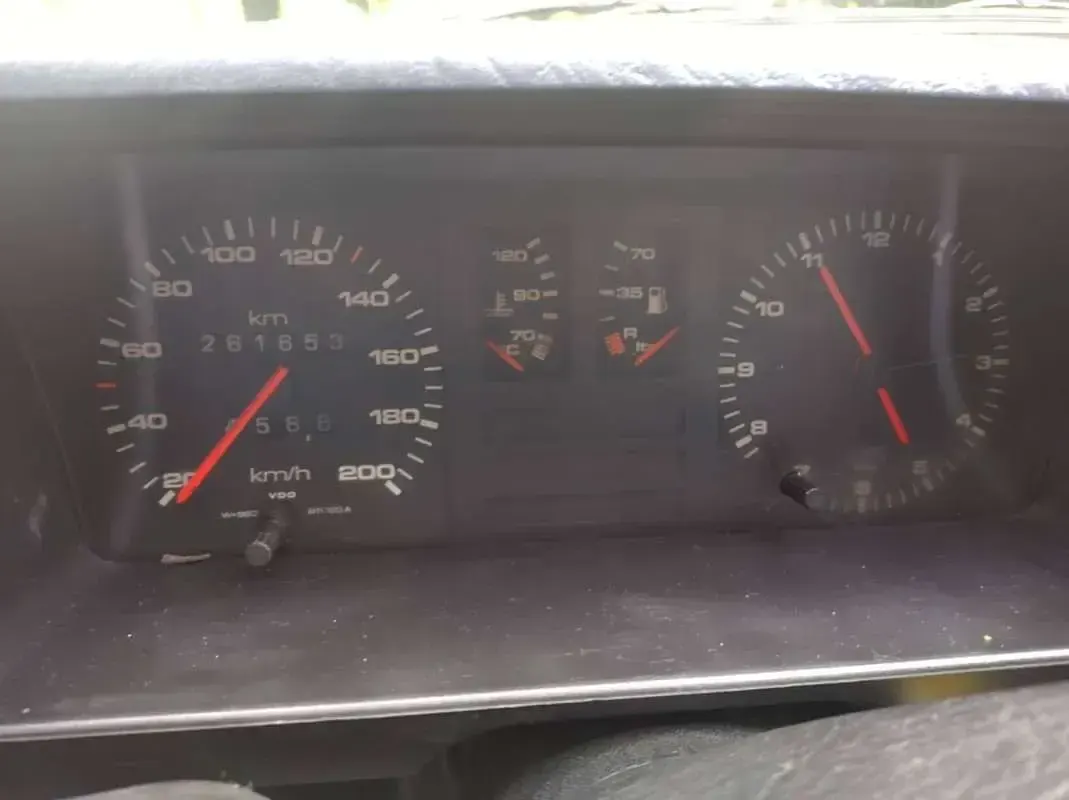 Usata Audi 80 84 CV (61 kW) 1985 Argento Berlina