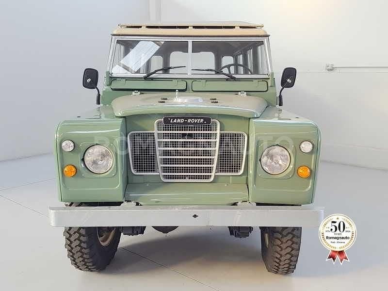 Usata Land Rover Defender 68 CV (50 kW) 1980 Verde Station wagon