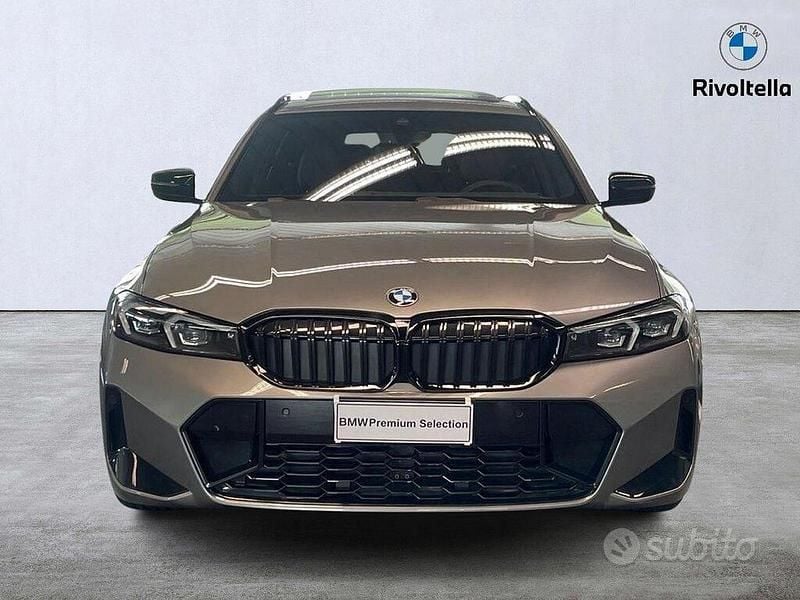 Usata BMW 320e M Sport 2024 Grigio Station wagon