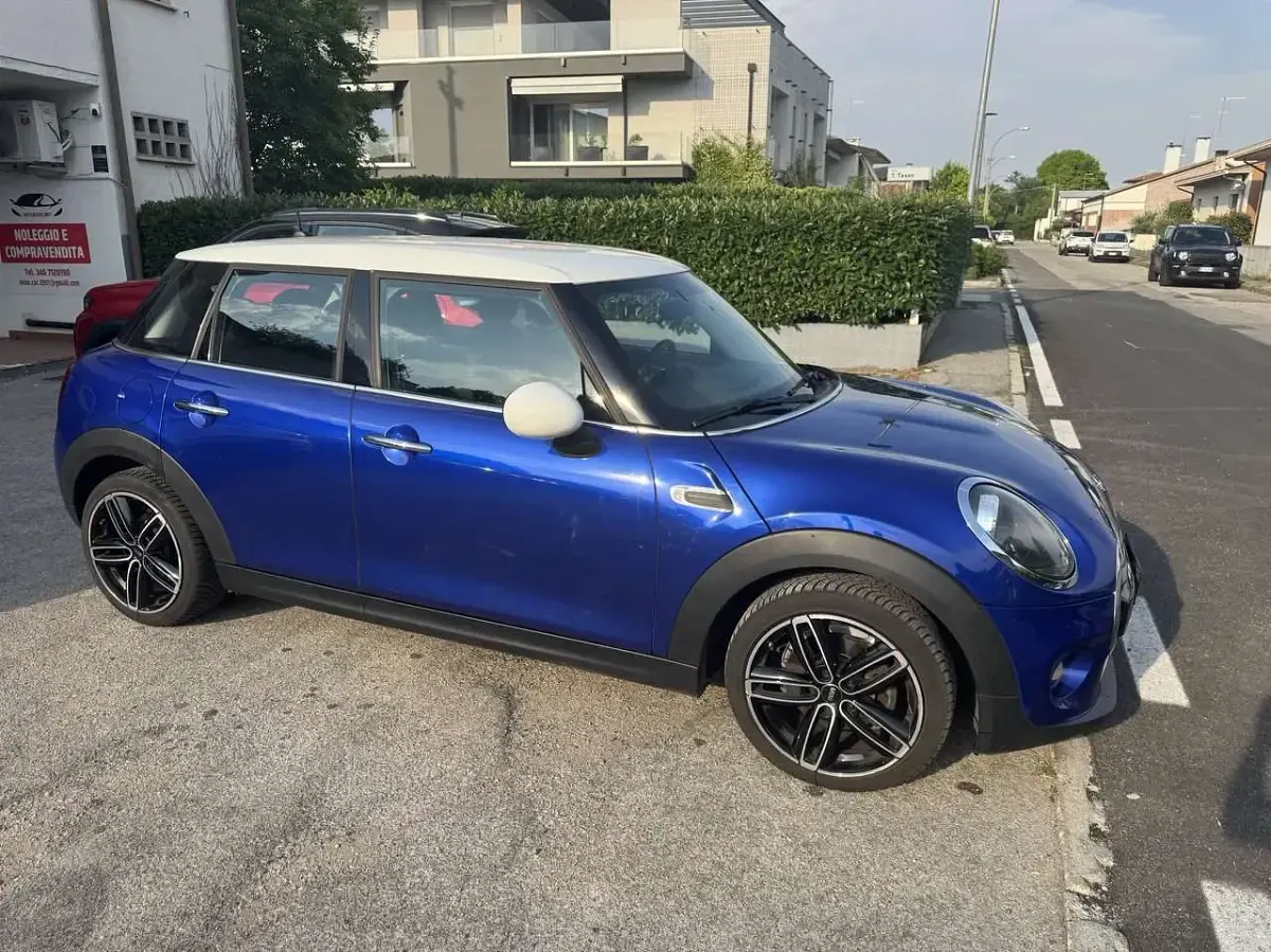 Usata Mini Cooper D Hype 116 CV (85 kW) 2018 Other Utilitaria