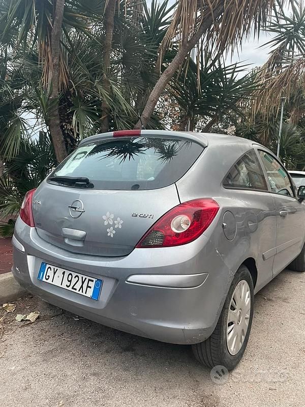 Usata Opel Corsa 2007 Grigio Utilitaria