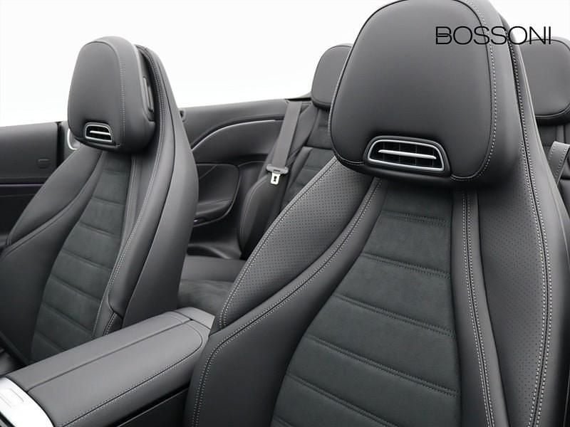 Nuova Mercedes CLE300 AMG Line Premium Plus 258 CV (189 kW) 2026 Rosso Cabrio