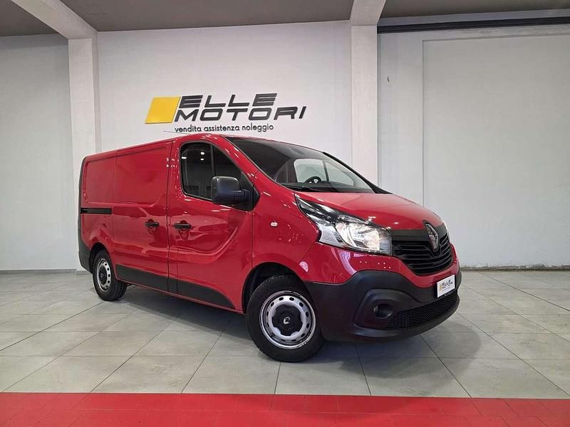 Usata Renault Trafic 120 CV (88 kW) 2019 Rosso Monovolume
