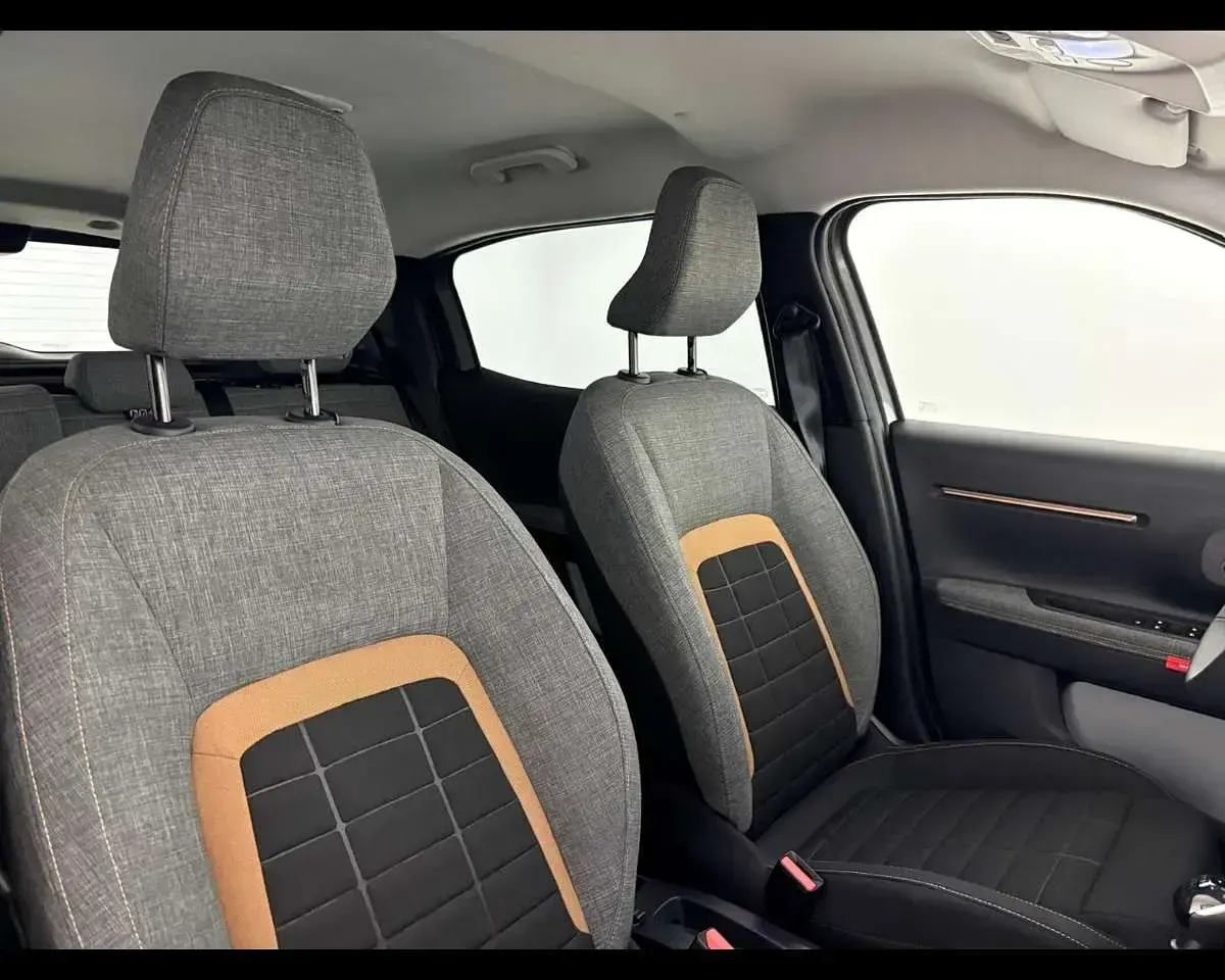 Usata Citroën C3 Aircross PureTech 101 CV (74 kW) 2025 Mercury grey SUV