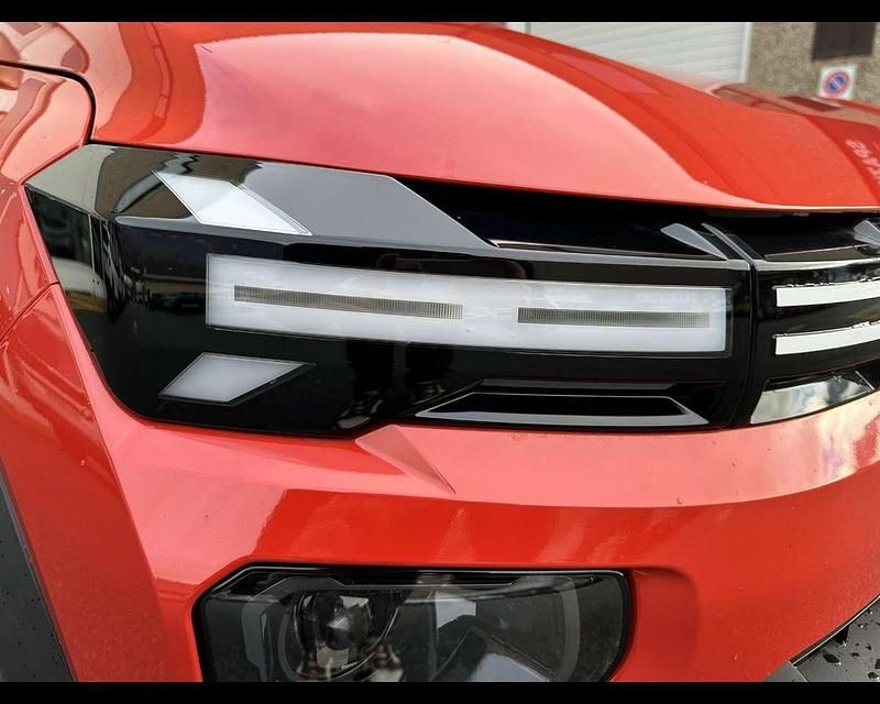 Usata Dacia Spring Extreme 47 kW (65 CV) 2024 Brick red Utilitaria