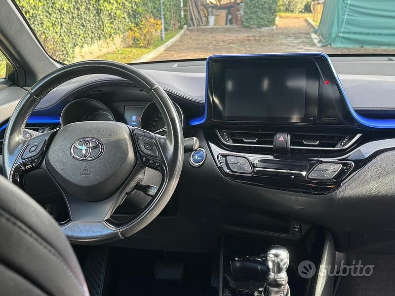 Usata Toyota C-HR Style 98 CV (72 kW) 2018 Blu SUV