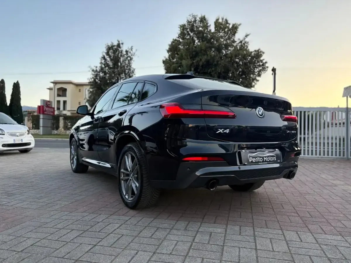 Usata BMW X4 M Sport 190 CV (139 kW) 2021 Blu SUV