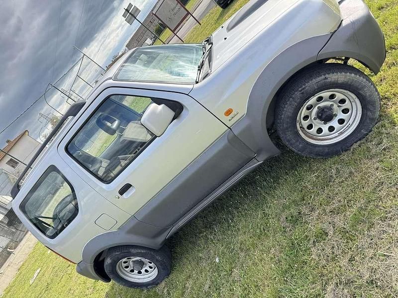Usata Suzuki Jimny 86 CV (63 kW) 2007 SUV