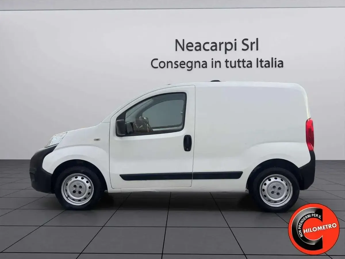 Usata Fiat Fiorino 77 CV (56 kW) 2018 Bianco pastello Monovolume