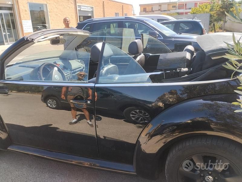 Usata VW Beetle Cabriolet 2004 Nero Cabrio