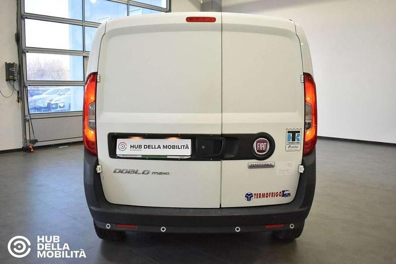 Usata Fiat Doblò 105 CV (77 kW) 2019 Bianco Monovolume