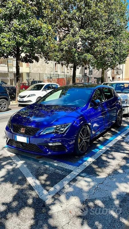 Blu Usata 2020 Cupra Leon Tre volumi | 26.000 € (Ottimo prezzo) - Immagine 1/4