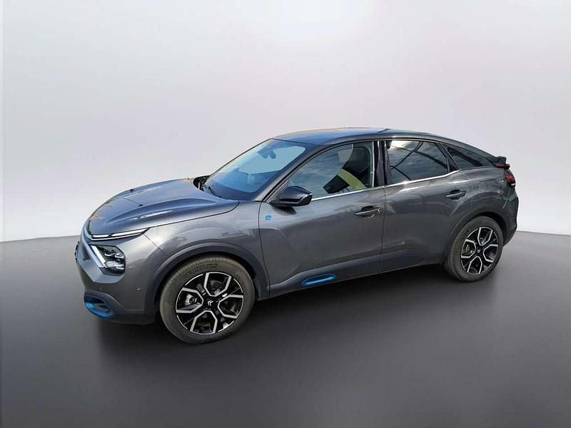 Usata Citroën e-C4 Shine 100 kW (136 CV) 2023 Grigio scuro Berlina