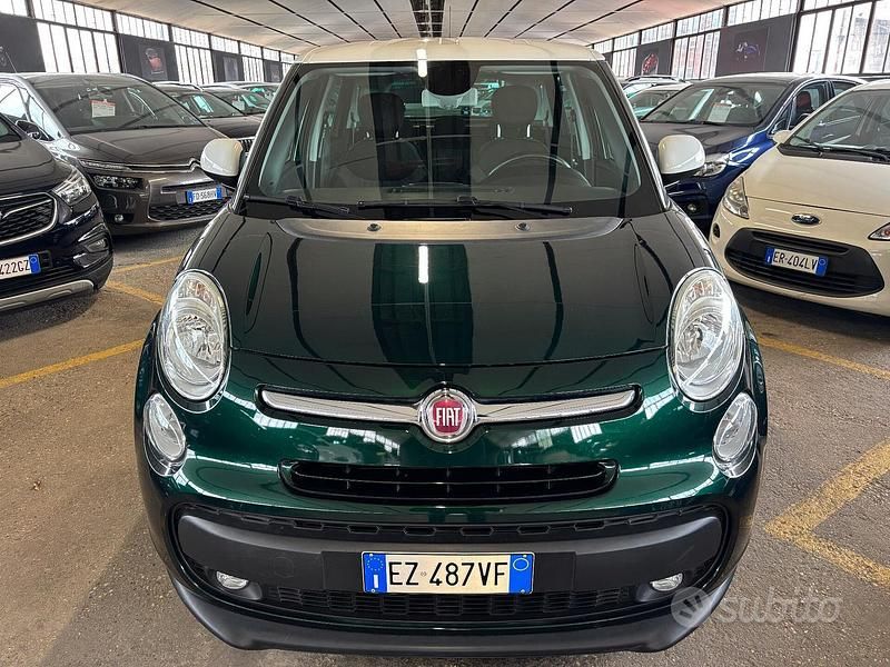 Begagnad Fiat 500L Living 85 HK (62 kW) 2015 Grön Minibuss