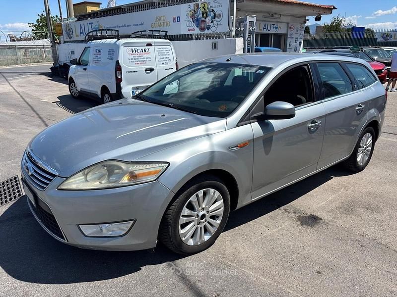 Argento Usata 2007 Ford Mondeo Station wagon | 3500 € (Molto cara) - Immagine 1/4