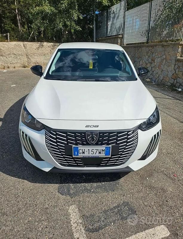 Bianco Usata 2025 Peugeot 208 Utilitaria | 17.000 € - Immagine 1/4