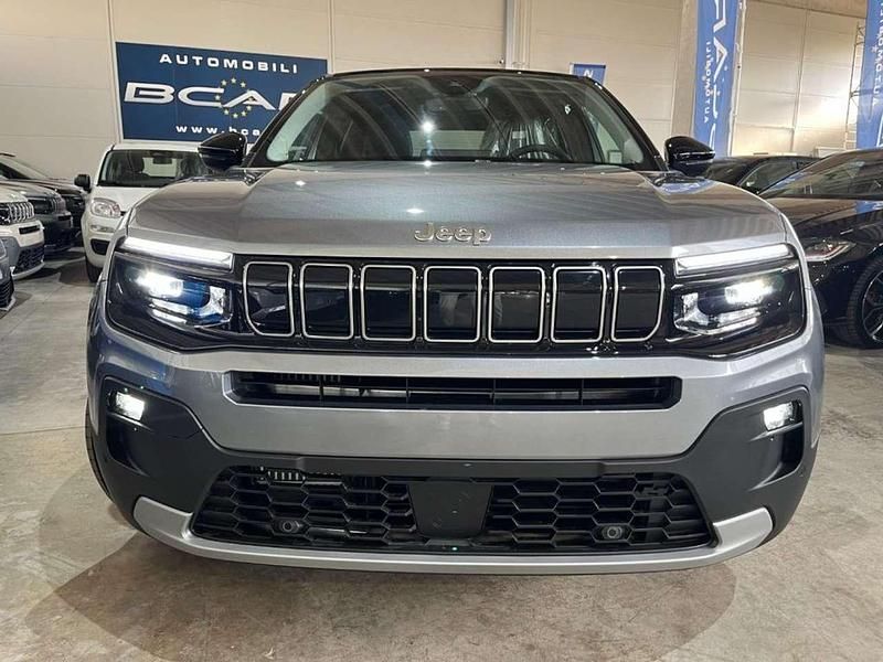 Nuova Jeep Avenger Summit 110 CV (80 kW) 2026 Grigio scuro SUV