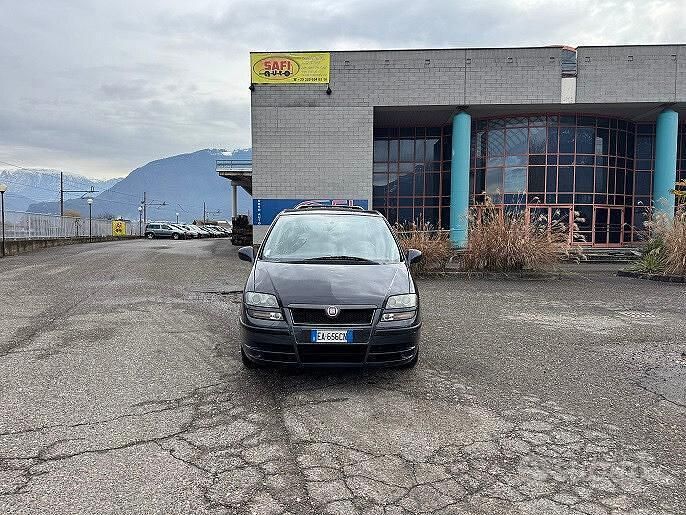 Usata Fiat Ulysse Emotion 120 CV (88 kW) 2009 Grigio Monovolume