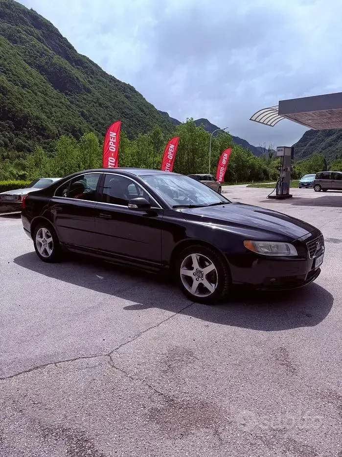 Occasion Volvo S80 Momentum 205 ch (150 kW) 2009 Noir Berline