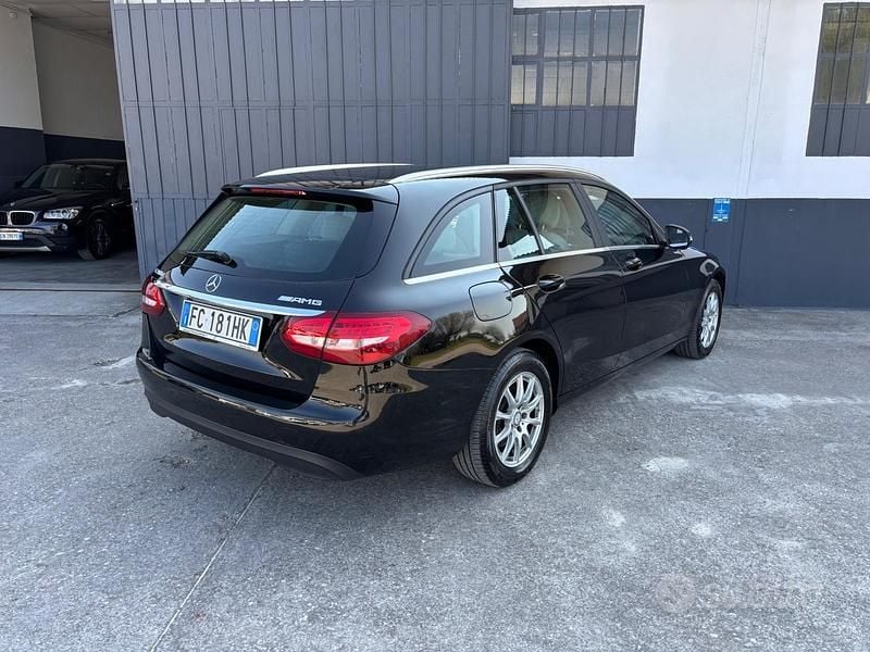 Usata Mercedes C200 Premium 136 CV (100 kW) 2016 Nero Station wagon