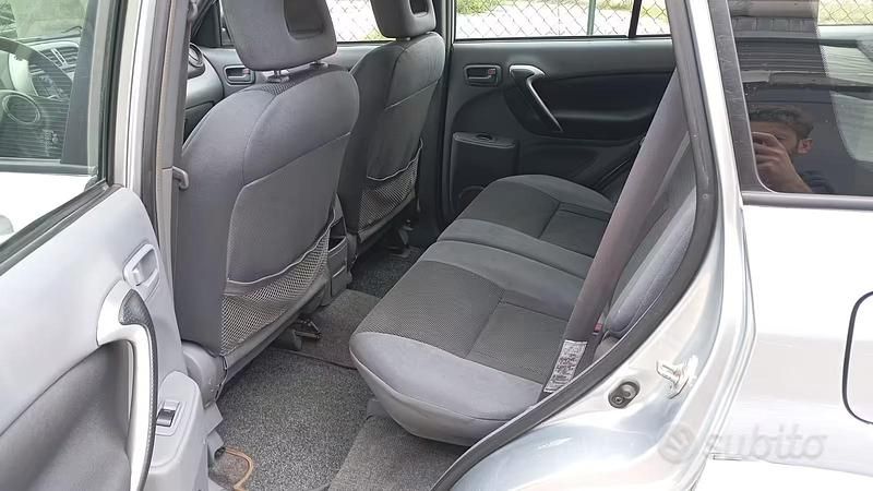 Occasion Toyota RAV4 116 ch (85 kW) 2002 Gris SUV