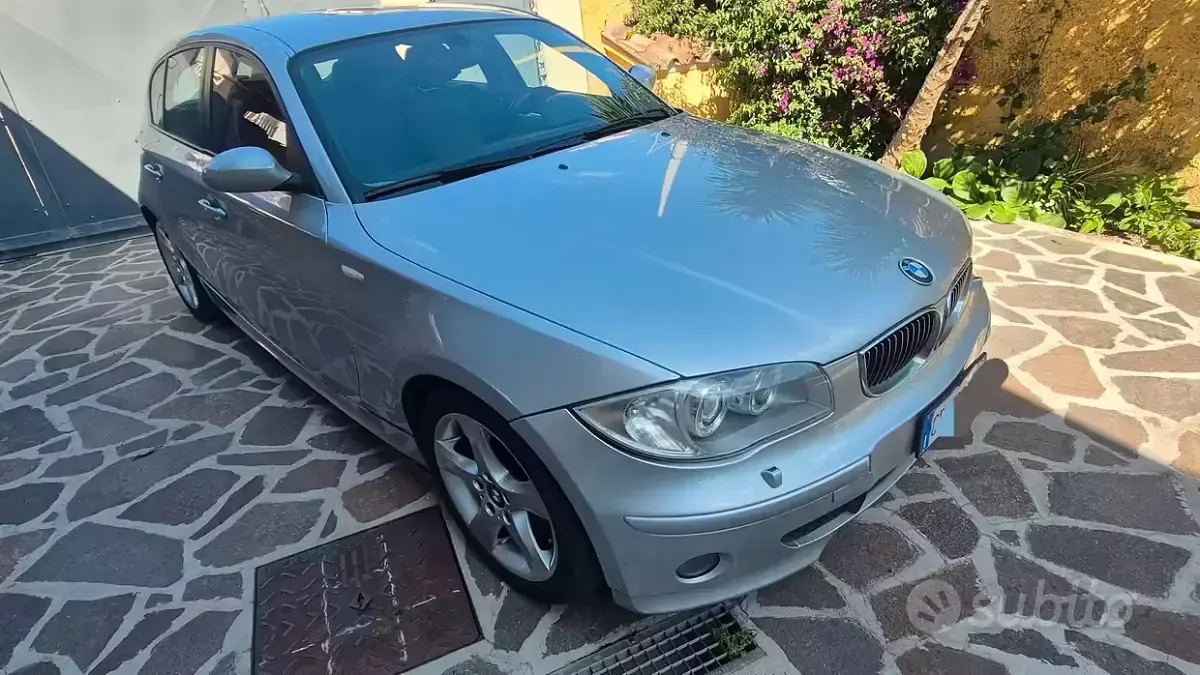Usata BMW 120 163 CV (119 kW) 2005 Grigio Utilitaria