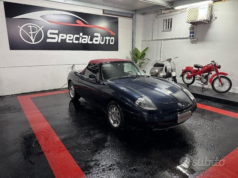 Usata Fiat Barchetta 130 CV (95 kW) 2002 Blu Cabrio