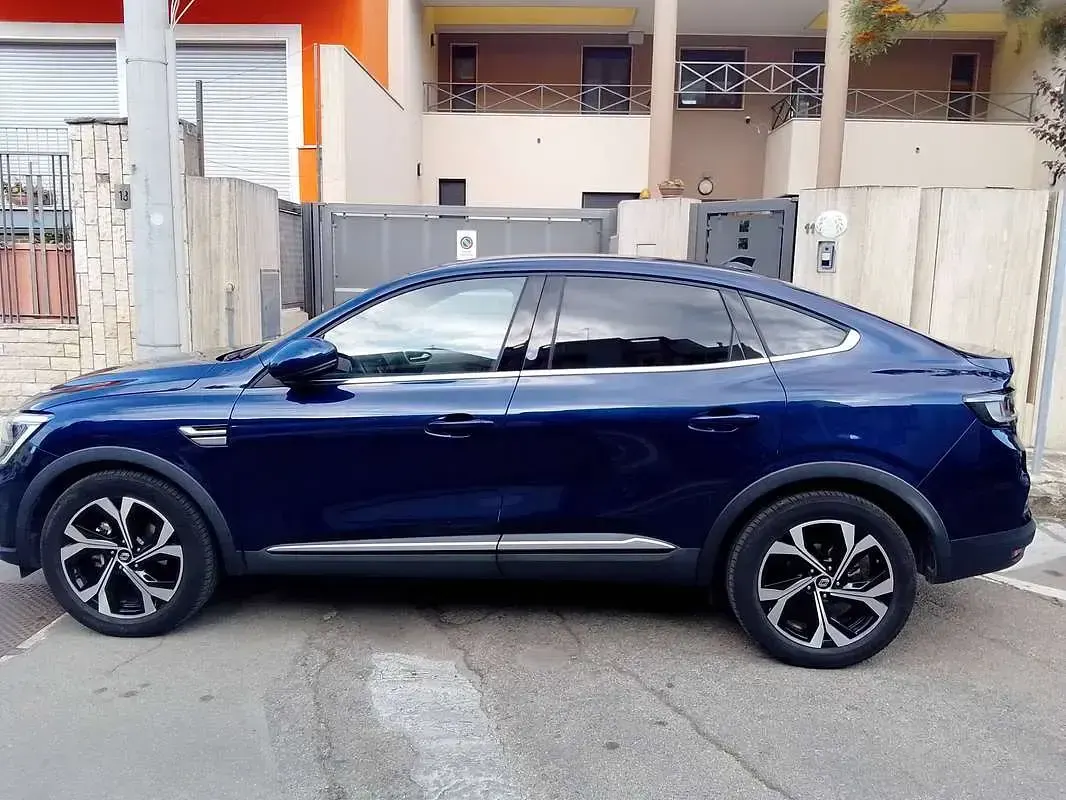 Usata Renault Arkana Engineered 94 CV (69 kW) 2024 Blu/azzurro SUV
