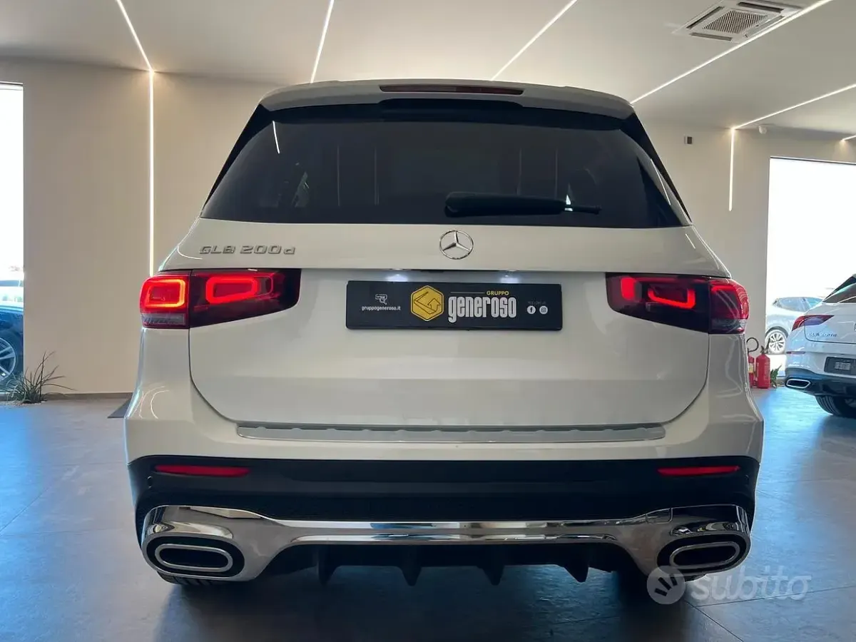 Usata Mercedes GLB200 Premium 150 CV (110 kW) 2022 Bianco SUV