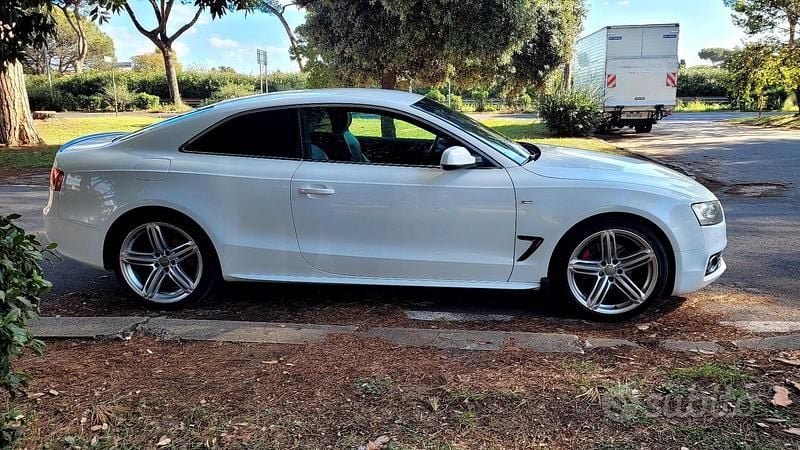 Usata Audi A5 S-Line 2011 Bianco Coupé