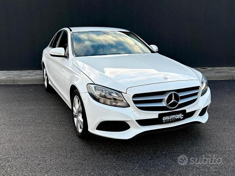 Usata Mercedes C180 116 CV (85 kW) 2015 Bianco Berlina