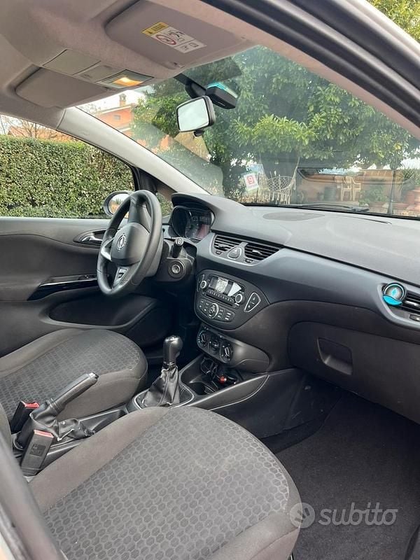 Usata Opel Corsa 69 CV (50 kW) 2016 Grigio Utilitaria