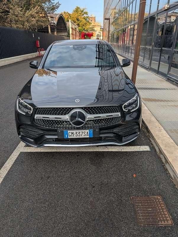 Usata Mercedes GLC300 Premium 245 CV (180 kW) 2020 Nero SUV