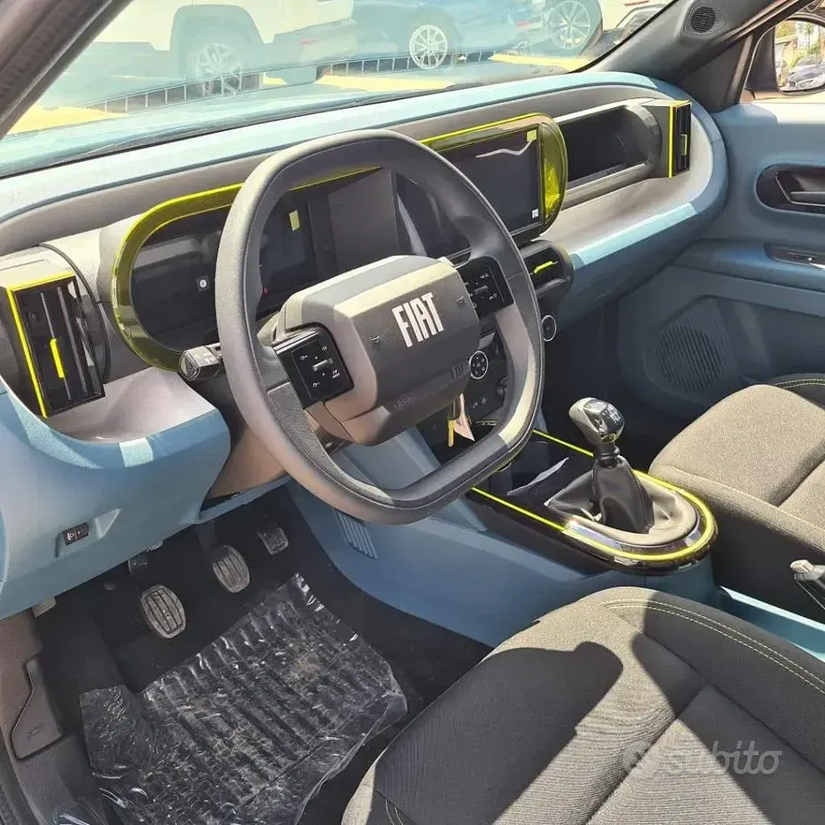 Nuova Fiat Grande Panda Icon 101 CV (74 kW) 2026 Bluazzurro Utilitaria