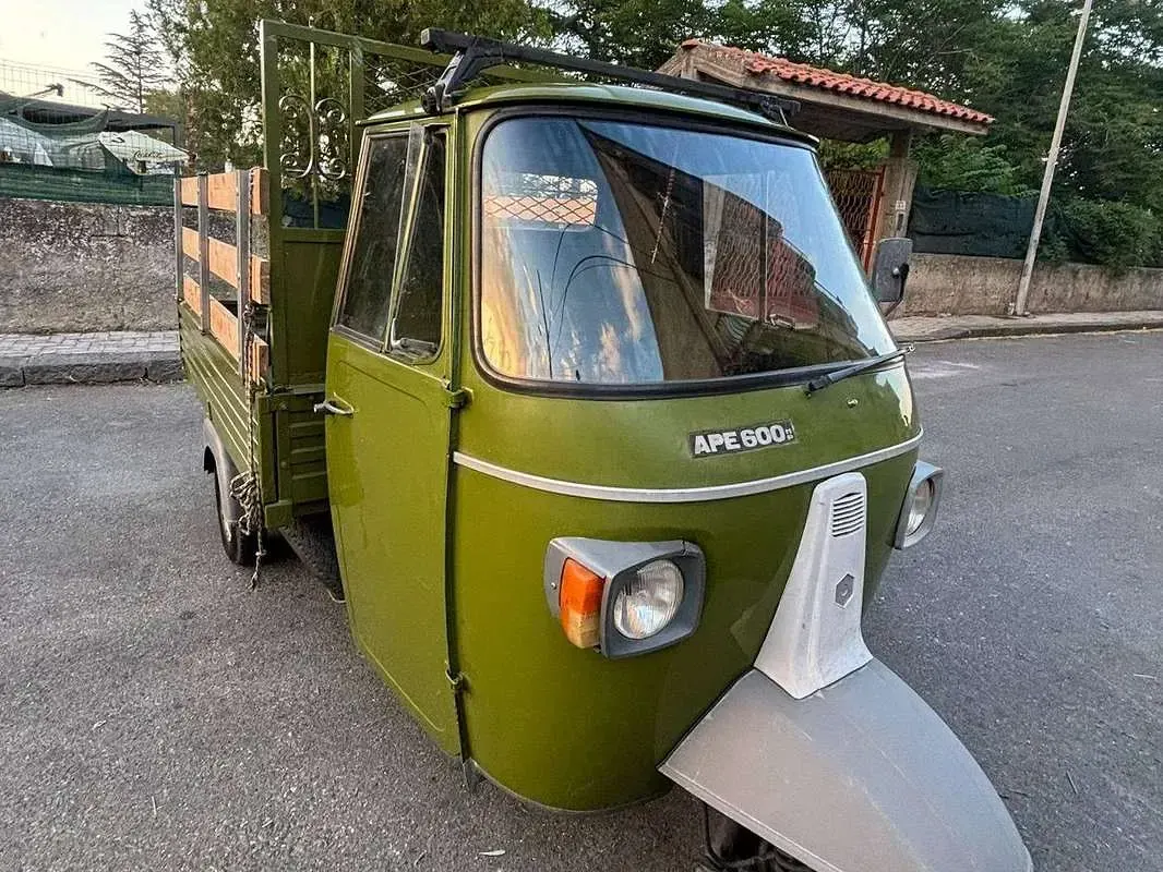 Usata Piaggio APE 1975 Verde