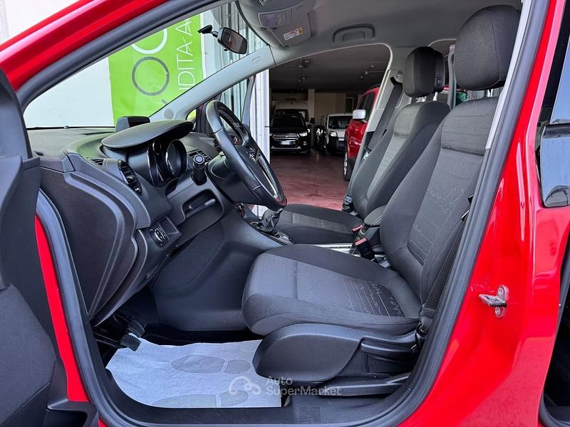Usata Opel Meriva Innovation 120 CV (88 kW) 2015 Rosso Monovolume