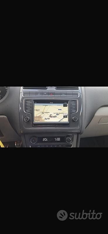 Usata VW Polo 90 CV (66 kW) 2014 Bianco Berlina
